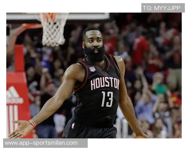 赛季至今仅四人场均得分19分以上并抓下12个篮板命中率超50解析